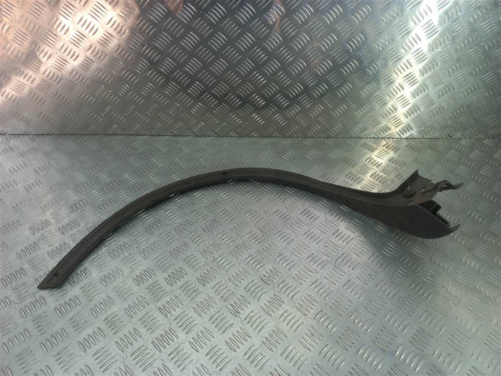 накладка крыла заднего FORD Fusion 1.4 MT (80 л.с.)Fusion  I (2002—2005) Хетчбэк 1738434, 1670 рублей, Москва