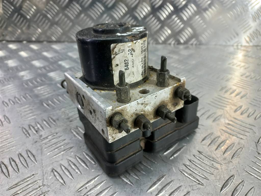 блок abs SUZUKI Grand Vitara 1.6 4WD MT (106 л.с.)Grand Vitara  II (2005—2008) Внедорожник 5611077K50, 8450 рублей, Москва