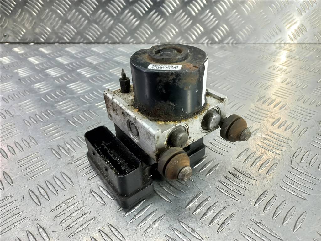 блок abs SUZUKI Grand Vitara 2.0 4WD MT (140 л.с.)Grand Vitara  II (2005—2008) Внедорожник 5611064JC1, 2930 рублей, Москва