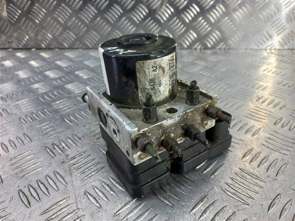 блок abs SUZUKI Grand Vitara 2.0 4WD MT (140 л.с.)Grand Vitara  II (2005—2008) Внедорожник 5611064JC1, 2930 рублей, Москва