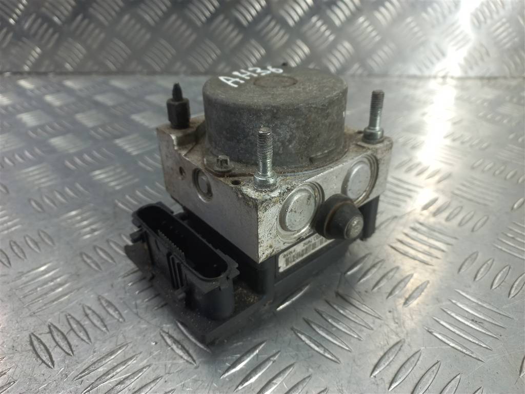 блок abs SUZUKI SX4 1.6 MT (125 л.с.)Swift  III (2004—2011) Хетчбэк 5611080J21, 1320 рублей, Москва