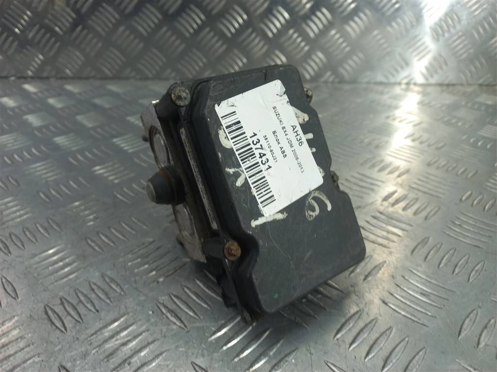 блок abs SUZUKI SX4 1.6 MT (125 л.с.)Swift  III (2004—2011) Хетчбэк 5611080J21, 1320 рублей, Москва