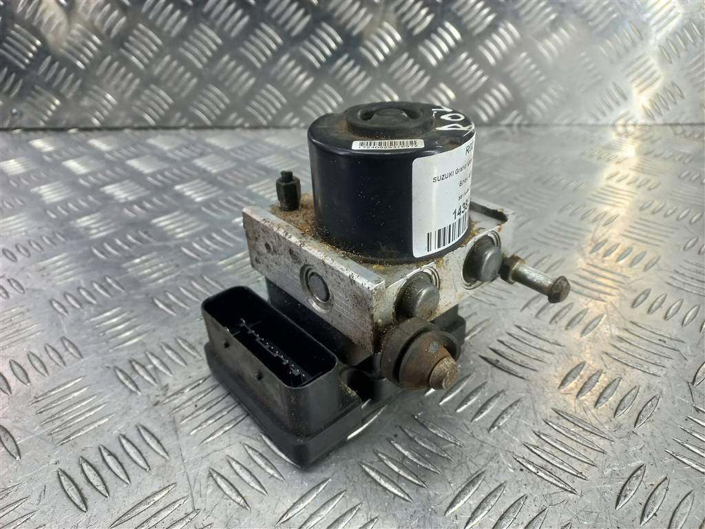 блок abs SUZUKI Grand Vitara 2.0 4WD MT (140 л.с.)Grand Vitara  II (2005—2008) Внедорожник 5611064JC1, 2930 рублей, Москва