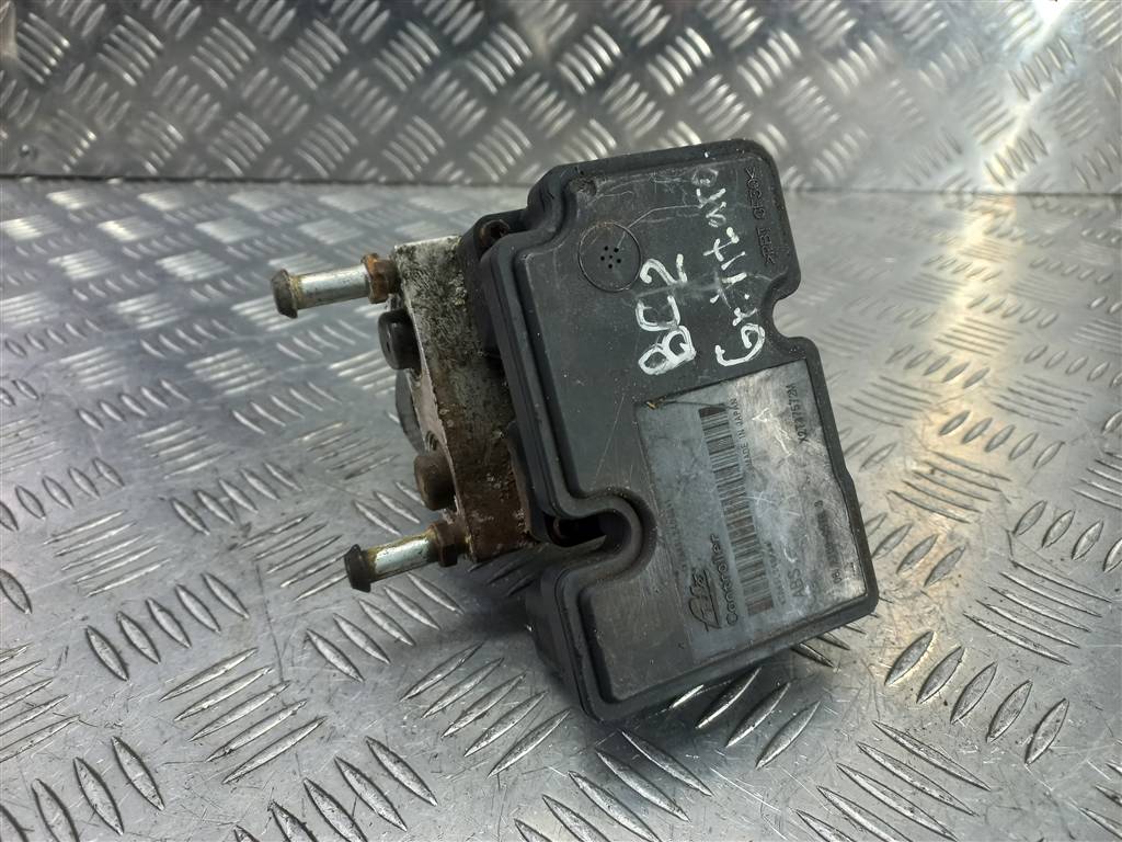 блок abs SUZUKI Grand Vitara 2.0 4WD MT (140 л.с.)Grand Vitara  II (2005—2008) Внедорожник 5611064JC1, 2930 рублей, Москва