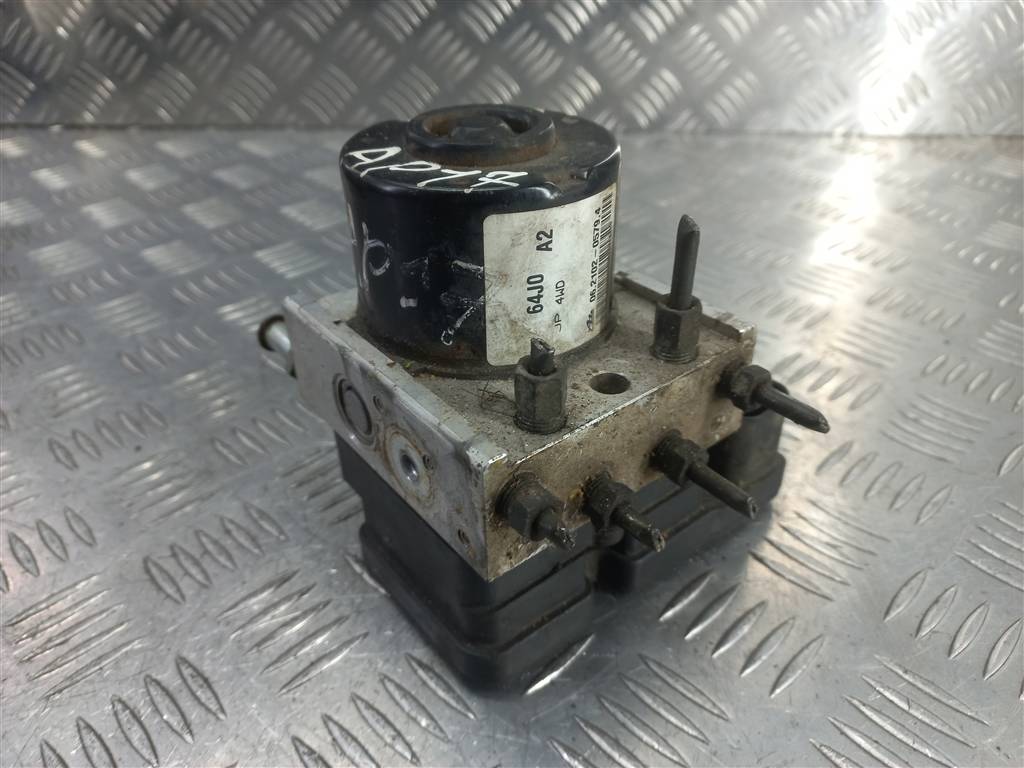 блок abs SUZUKI Grand Vitara 2.0 4WD MT (140 л.с.)Grand Vitara  II (2005—2008) Внедорожник 5611064JC1, 2930 рублей, Москва