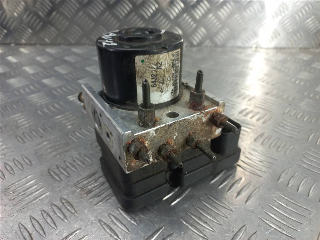 блок abs SUZUKI Grand Vitara 1.6 4WD MT (106 л.с.)Grand Vitara  II (2005—2008) Внедорожник 5611064JC1, 2930 рублей, Москва