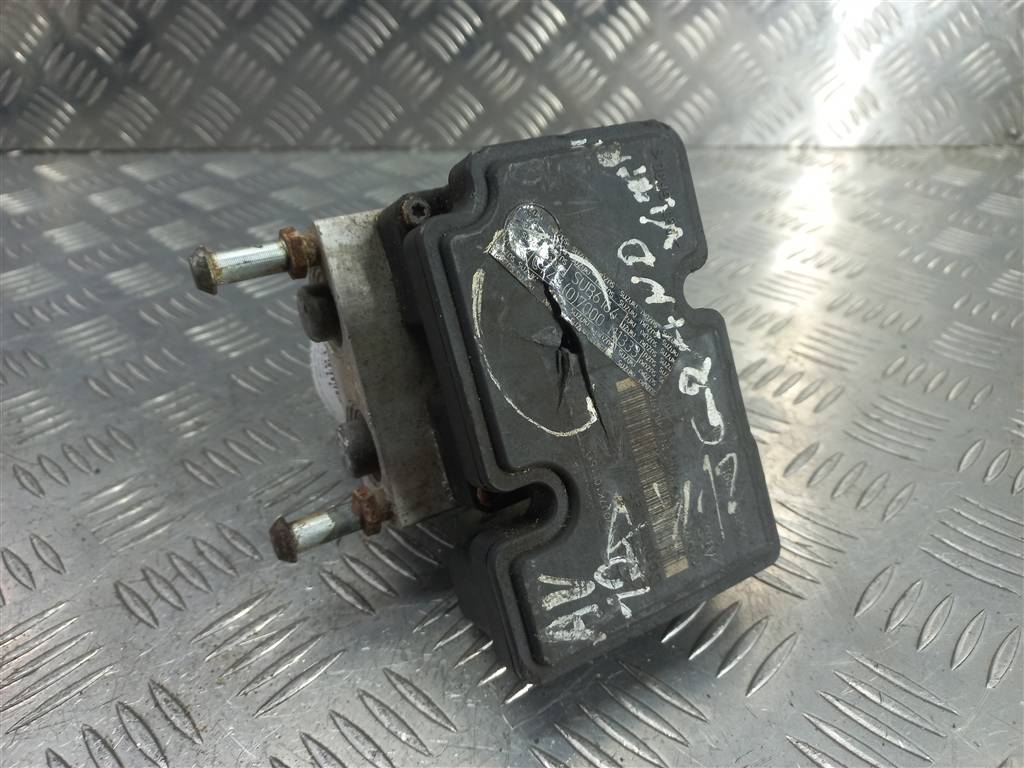 блок abs SUZUKI Grand Vitara 1.6 4WD MT (106 л.с.)Grand Vitara  II (2005—2008) Внедорожник 5611064JC1, 2930 рублей, Москва