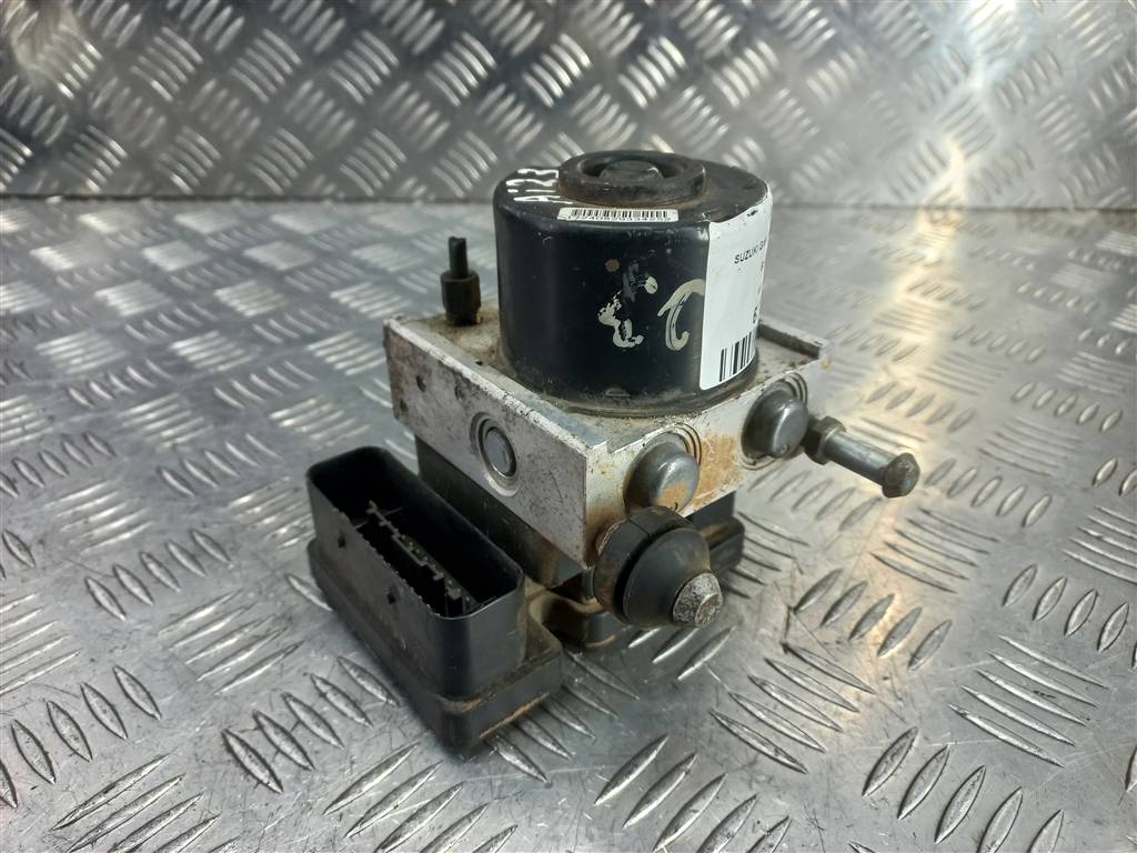 блок abs SUZUKI Grand Vitara 1.6 4WD MT (106 л.с.)Grand Vitara  II (2005—2008) Внедорожник 5611064JC1, 2930 рублей, Москва