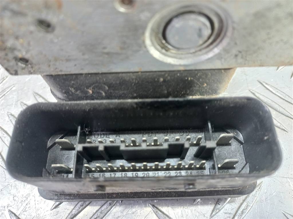 блок abs SUZUKI Grand Vitara 1.6 4WD MT (106 л.с.)Grand Vitara  II (2005—2008) Внедорожник 5611064JC1, 2930 рублей, Москва