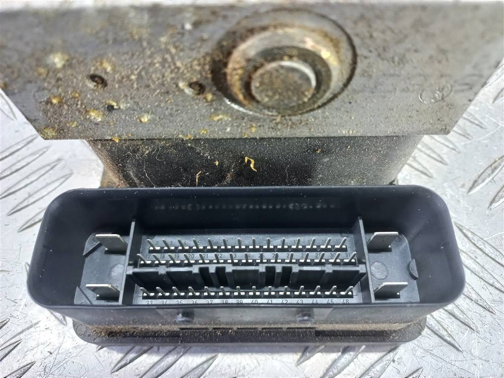 блок abs MAZDA 3  BRYV437AZB, 2590 рублей, Москва