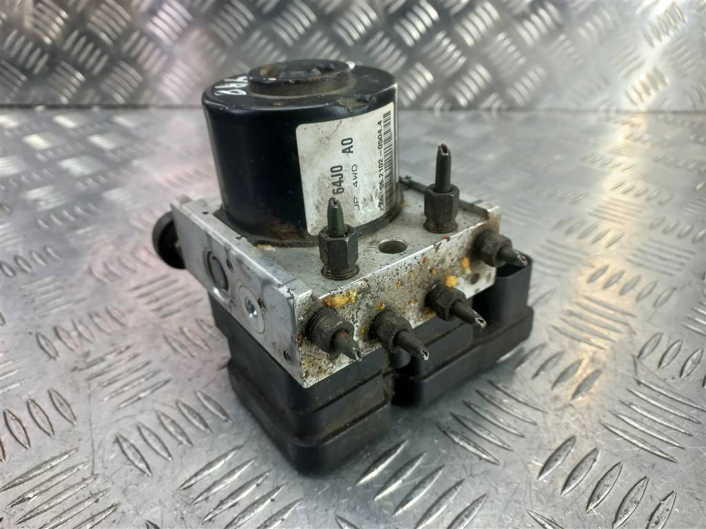 блок abs SUZUKI Grand Vitara 1.6 4WD MT (106 л.с.)Grand Vitara  II (2005—2008) Внедорожник 5611064JC1, 2930 рублей, Москва