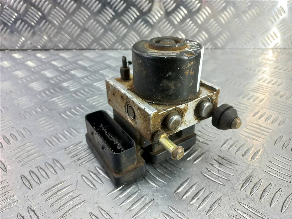 блок abs SUZUKI Grand Vitara 2.0 4WD MT (140 л.с.)Grand Vitara  II (2005—2008) Внедорожник 5611064JC1, 2930 рублей, Москва