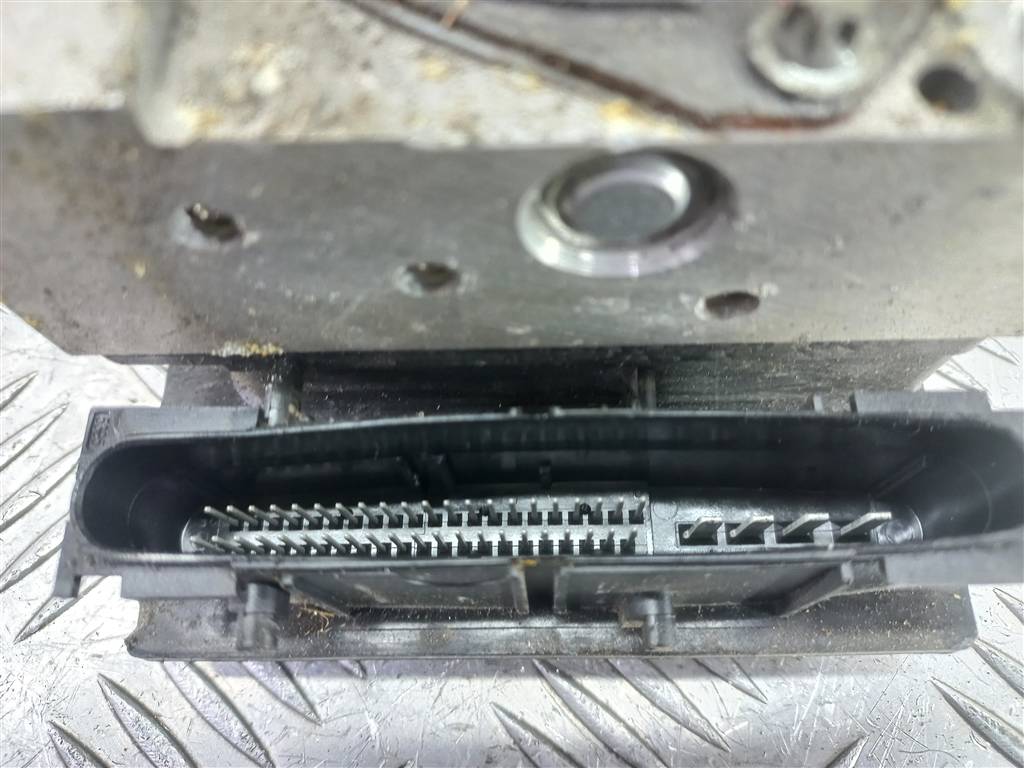 блок abs MAZDA CX-7  EHY4437A0A, 980 рублей, Москва