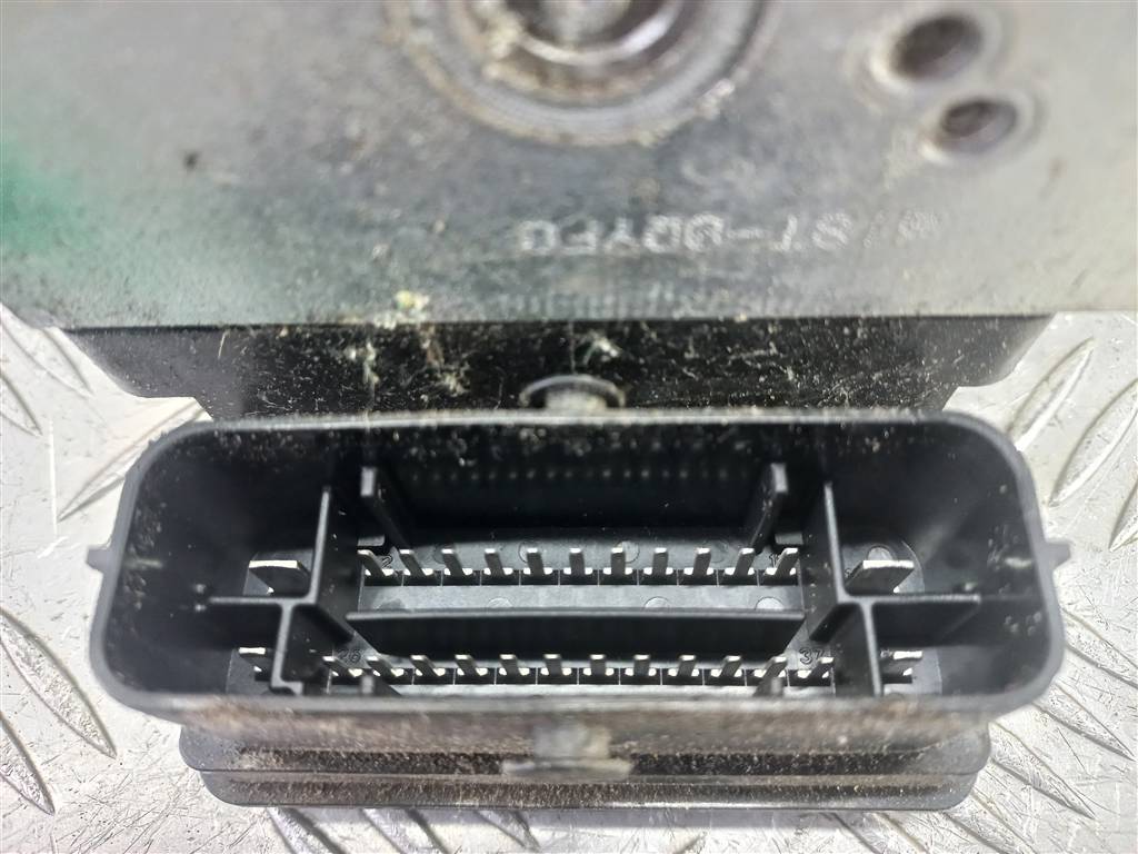 блок abs FORD MONDEO Mondeo 1762179, 1780 рублей, Москва