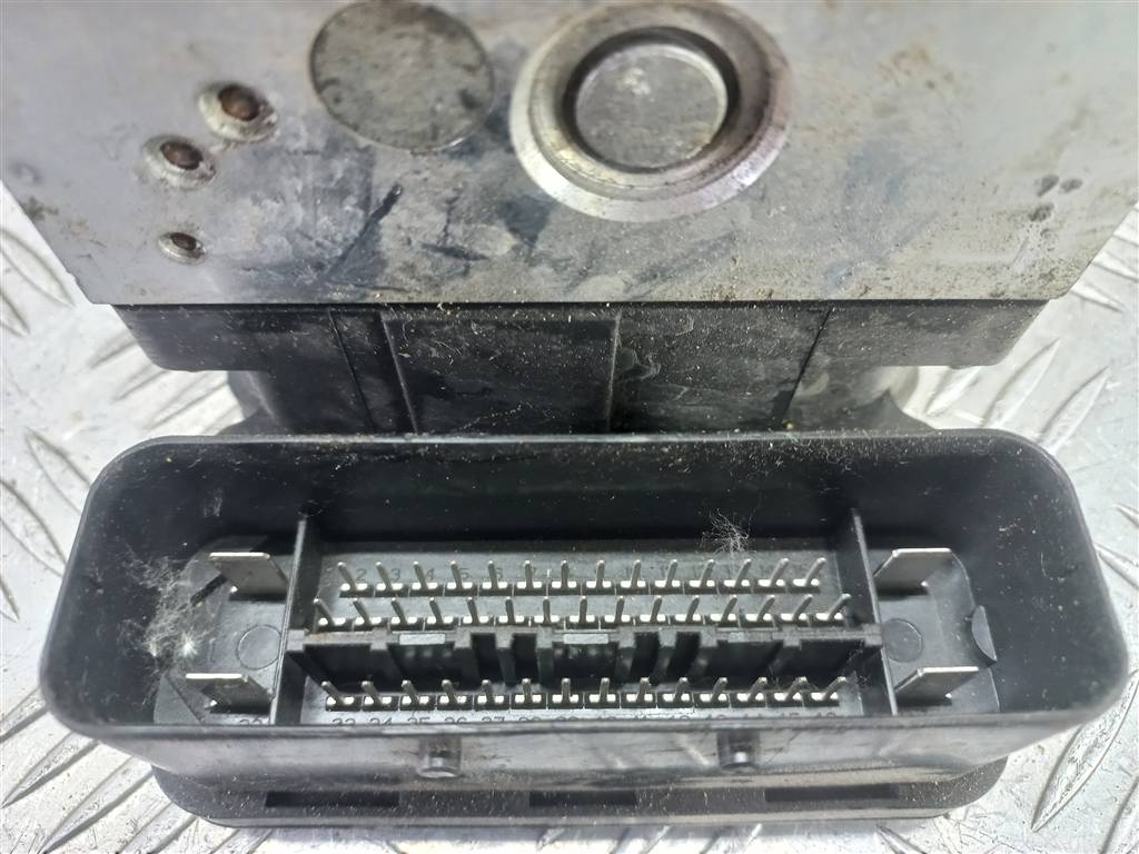 блок abs FORD Focus  1847182, 1780 рублей, Москва