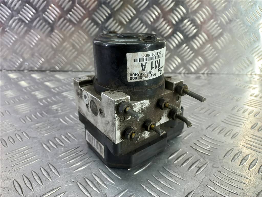 блок abs Hyundai TUCSON 2.0 MT (140 л.с.)Tucson  I (2004—2011) Внедорожник 589202E000, 2130 рублей, Москва