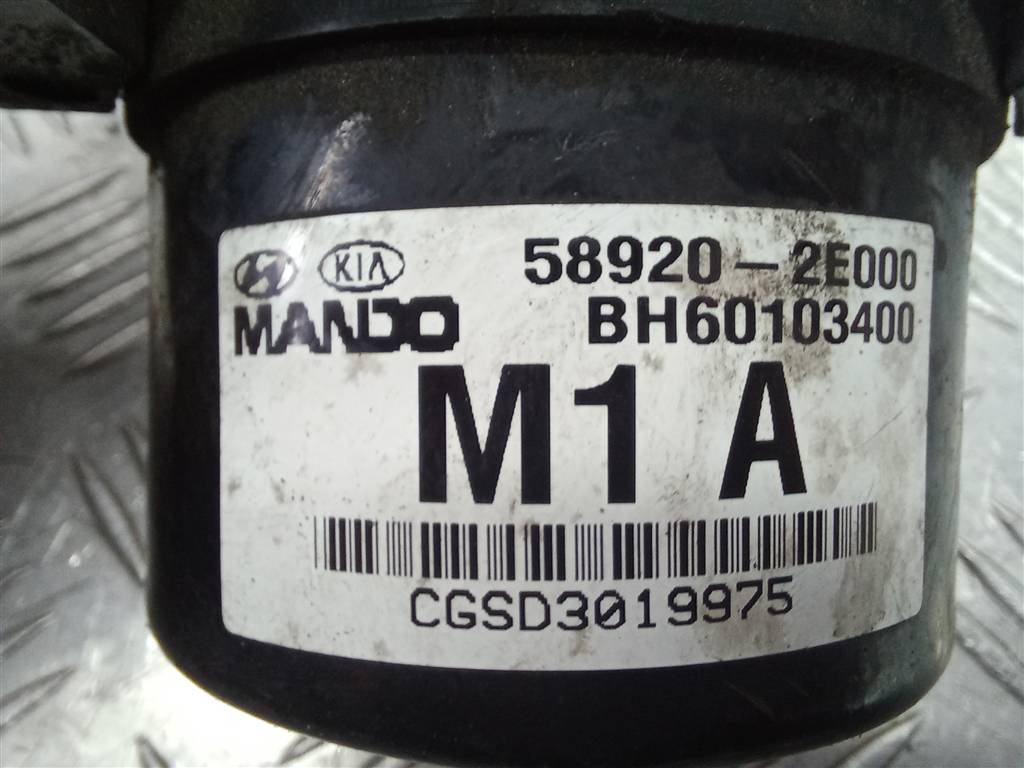 блок abs Hyundai TUCSON 2.0 MT (140 л.с.)Tucson  I (2004—2011) Внедорожник 589202E000, 2130 рублей, Москва