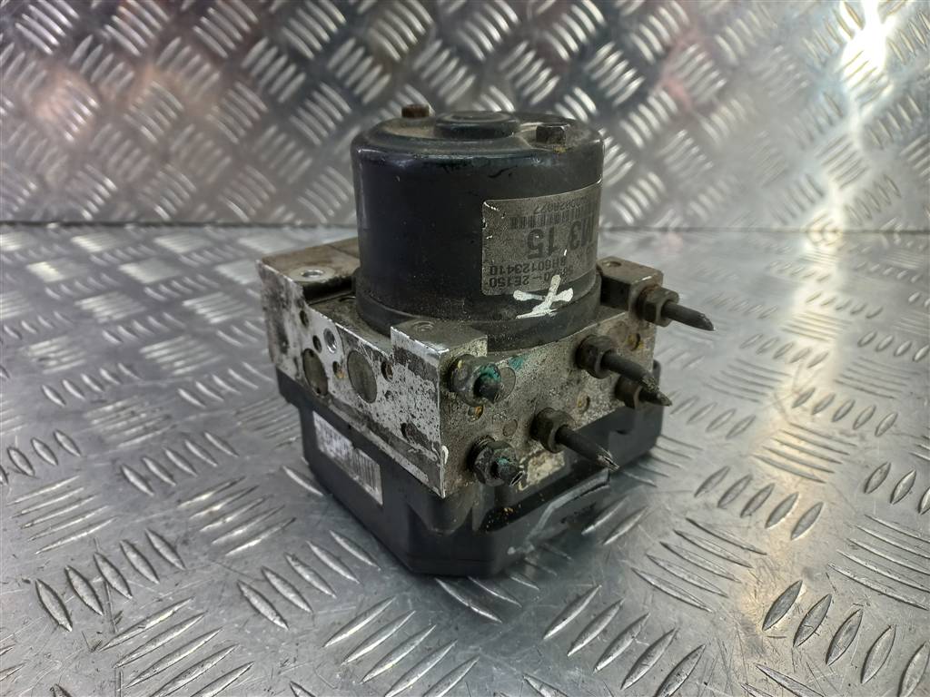 блок abs Hyundai TUCSON 2.0 CRDi AT (112 л.с.)Tucson  I (2004—2011) Внедорожник 589202E150, 21100 рублей, Москва