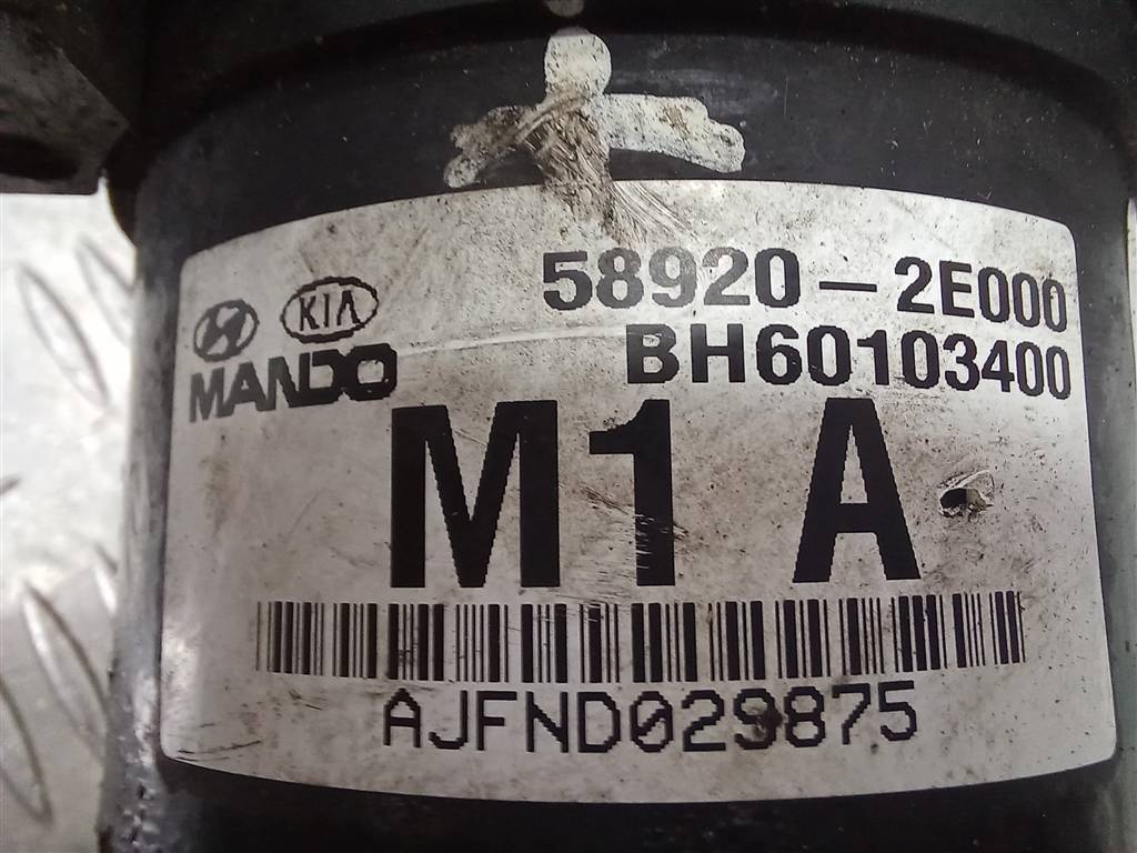 блок abs Hyundai TUCSON 2.0 MT (140 л.с.)Tucson  I (2004—2011) Внедорожник 589202E000, 2130 рублей, Москва