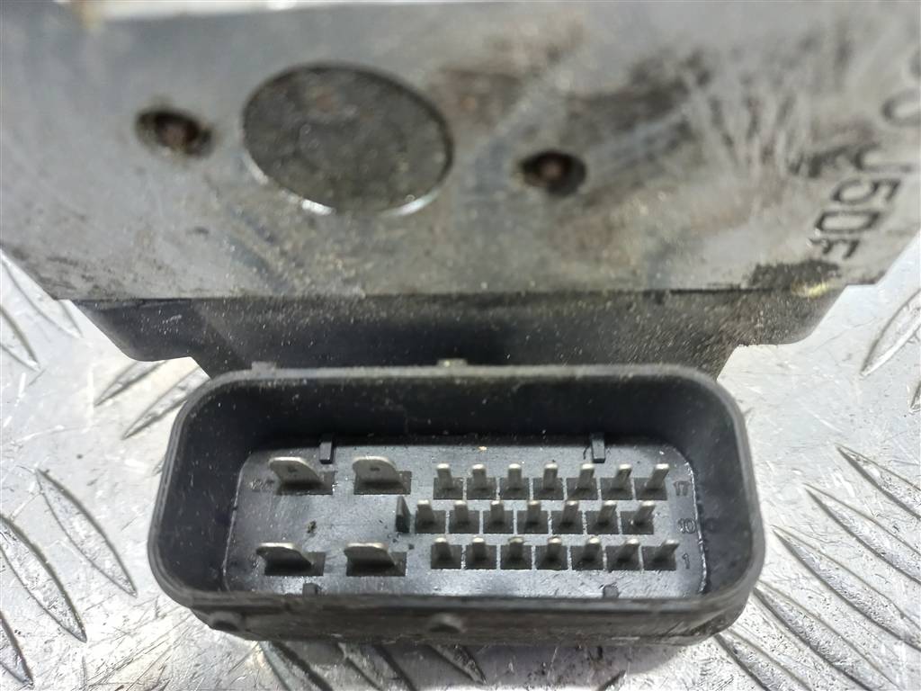 блок abs Hyundai TUCSON 2.0 MT (140 л.с.)Tucson  I (2004—2011) Внедорожник 589202E000, 2130 рублей, Москва