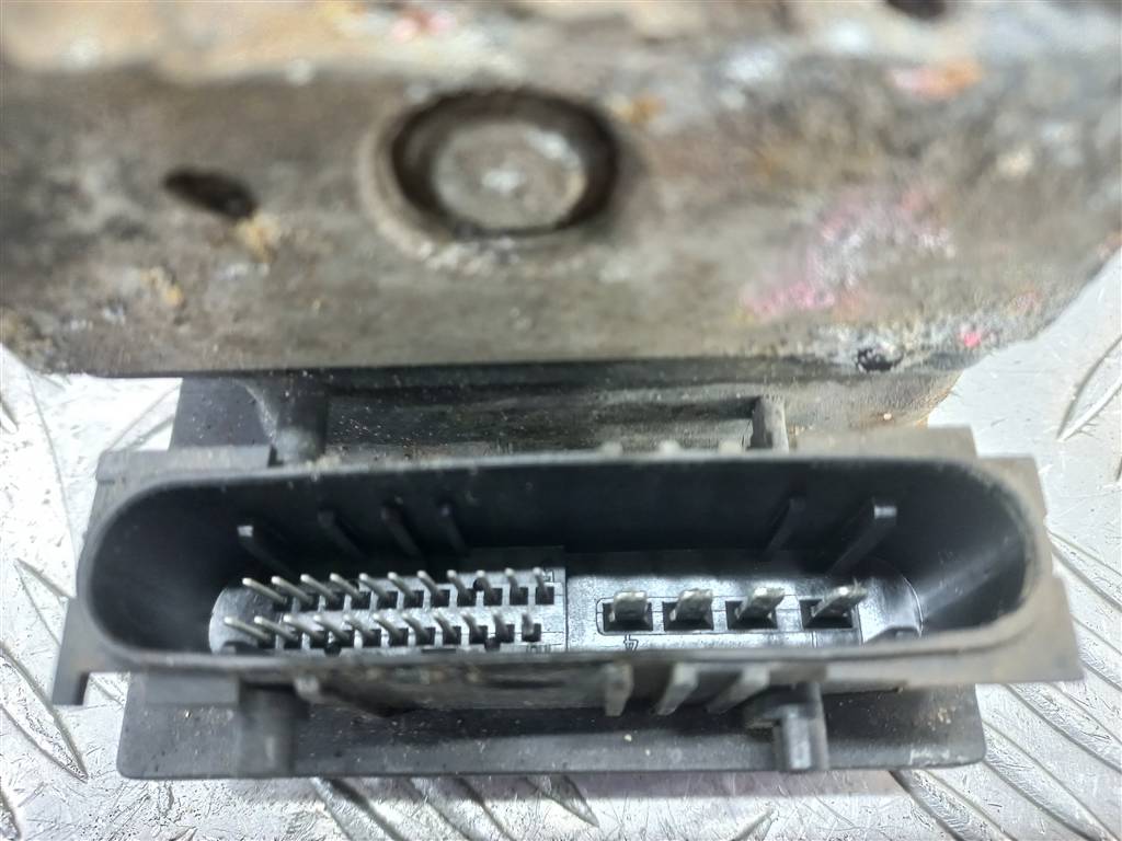 блок abs Hyundai GETZ 1.4 AT (97 л.с.)Getz  I рестайлинг (2005—2011) Хетчбэк 589101C310, 3160 рублей, Москва