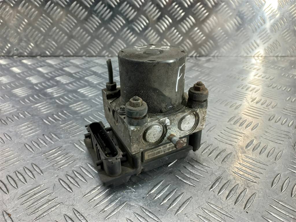 блок abs Hyundai GETZ 1.1 MT (66 л.с.)Getz  I рестайлинг (2005—2011) Хетчбэк 589101C310, 3160 рублей, Москва