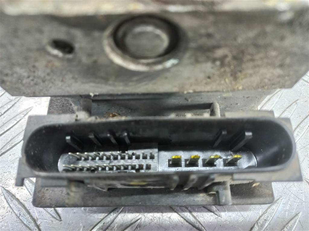 блок abs Hyundai GETZ 1.1 MT (66 л.с.)Getz  I рестайлинг (2005—2011) Хетчбэк 589101C310, 3160 рублей, Москва