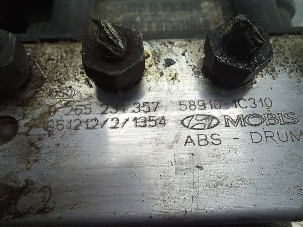 блок abs Hyundai GETZ 1.1 MT (66 л.с.)Getz  I рестайлинг (2005—2011) Хетчбэк 589101C310, 3160 рублей, Москва