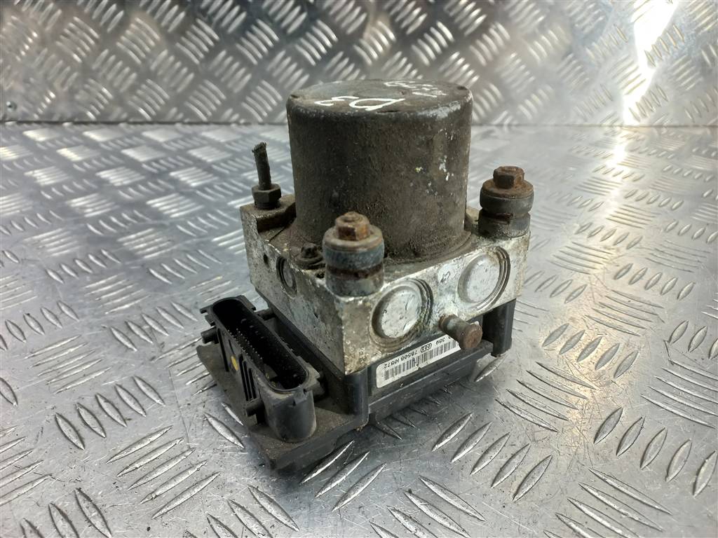 блок abs Hyundai GETZ 1.1 MT (66 л.с.)Getz  I рестайлинг (2005—2011) Хетчбэк 589101C310, 3160 рублей, Москва