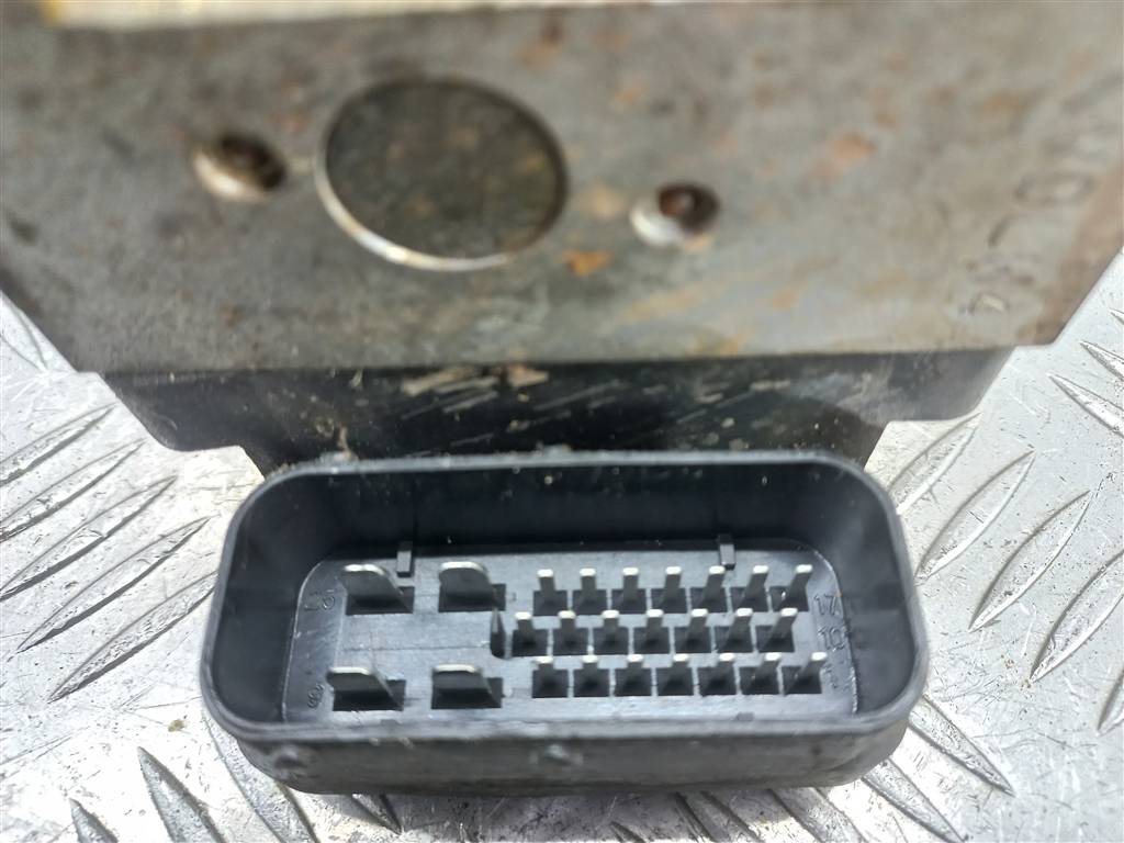 блок abs Hyundai MATRIX 1.6 AT (103 л.с.)Matrix  I рестайлинг (2005—2008) Минивэн 5891017310, 4079 рублей, Москва