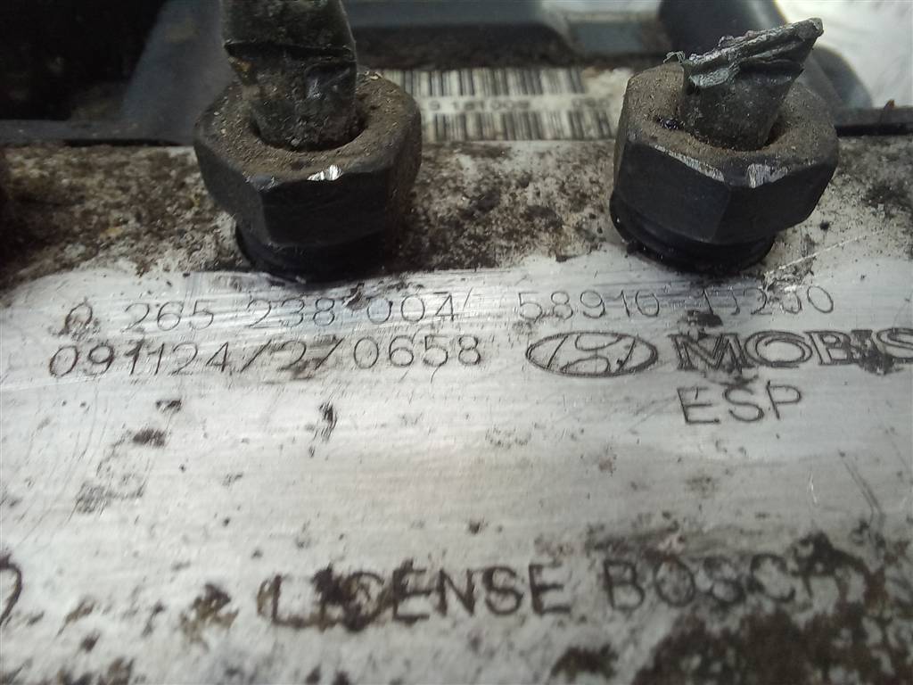 блок abs Hyundai I20 1.3 MT (78 л.с.)i20  I (2008—2012) Хетчбэк 589101J200, 6840 рублей, Москва