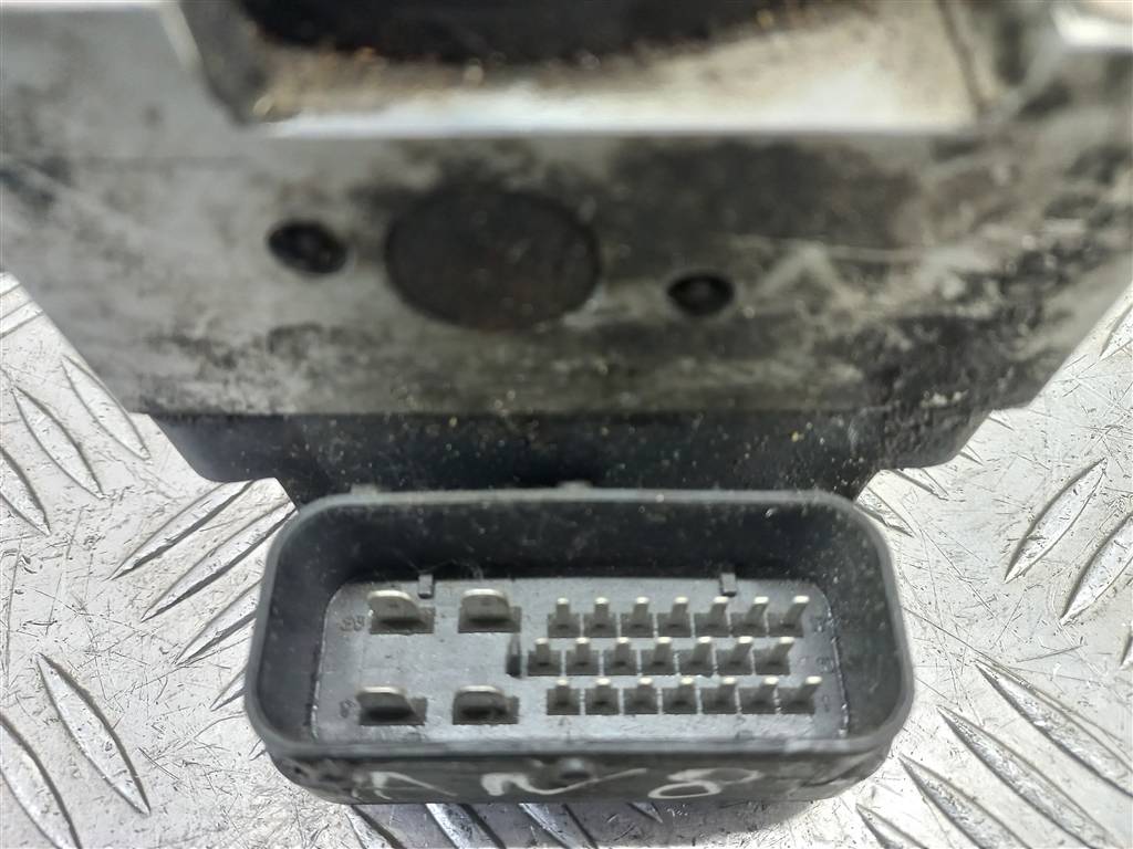 блок abs Hyundai TUCSON 2.0 MT (140 л.с.)Tucson  I (2004—2011) Внедорожник 589202E000, 2130 рублей, Москва