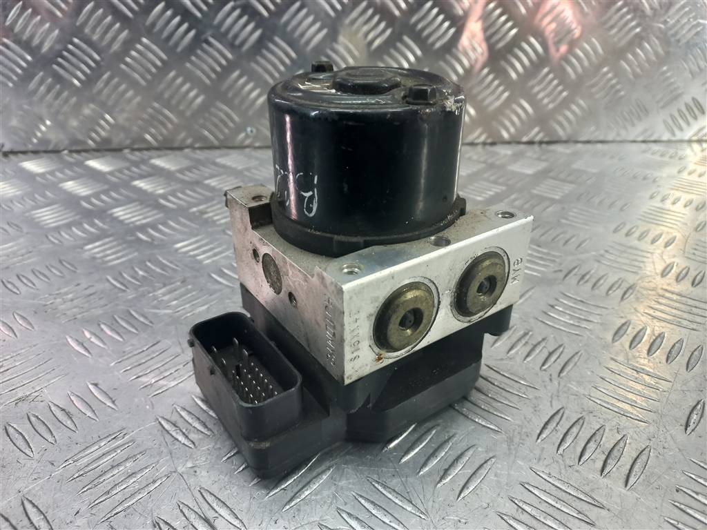 блок abs Hyundai TUCSON 2.0 MT (140 л.с.)Tucson  I (2004—2011) Внедорожник 589202E000, 2130 рублей, Москва