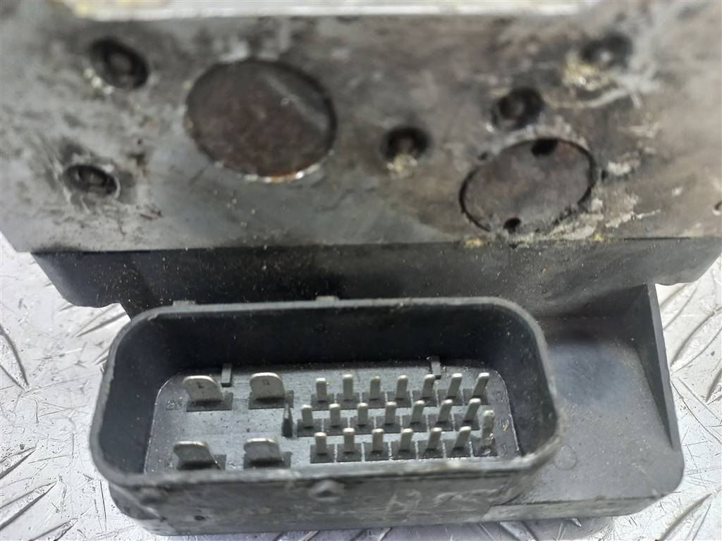 блок abs Kia SPORTAGE  589202E150, 21100 рублей, Москва