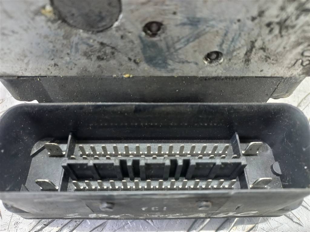 блок abs Kia SPORTAGE  589202E550, 23400 рублей, Москва