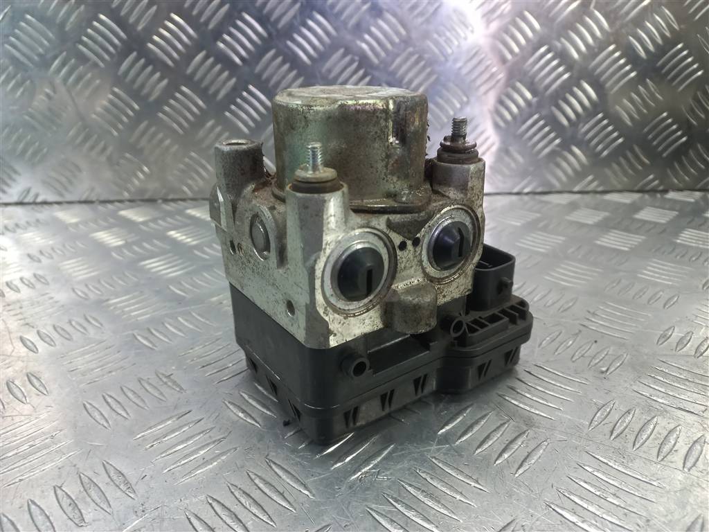 блок abs SUZUKI JIMNY 1.3 4WD MT (86 л.с.)Jimny  III рестайлинг (2005—2012) Внедорожник 5610076JA0, 6150 рублей, Москва