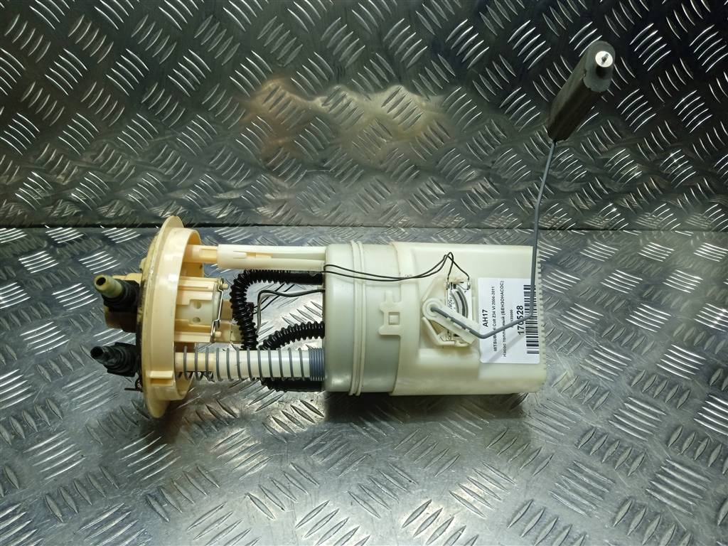 насос топливный (бензонасос) MITSUBISHI COLT  MN135000, 4770 рублей, Москва