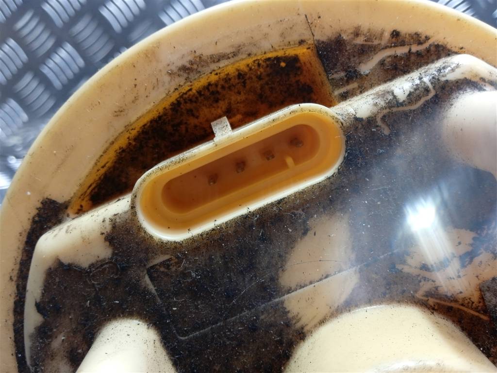 насос топливный (бензонасос) MITSUBISHI COLT  MN135000, 4770 рублей, Москва