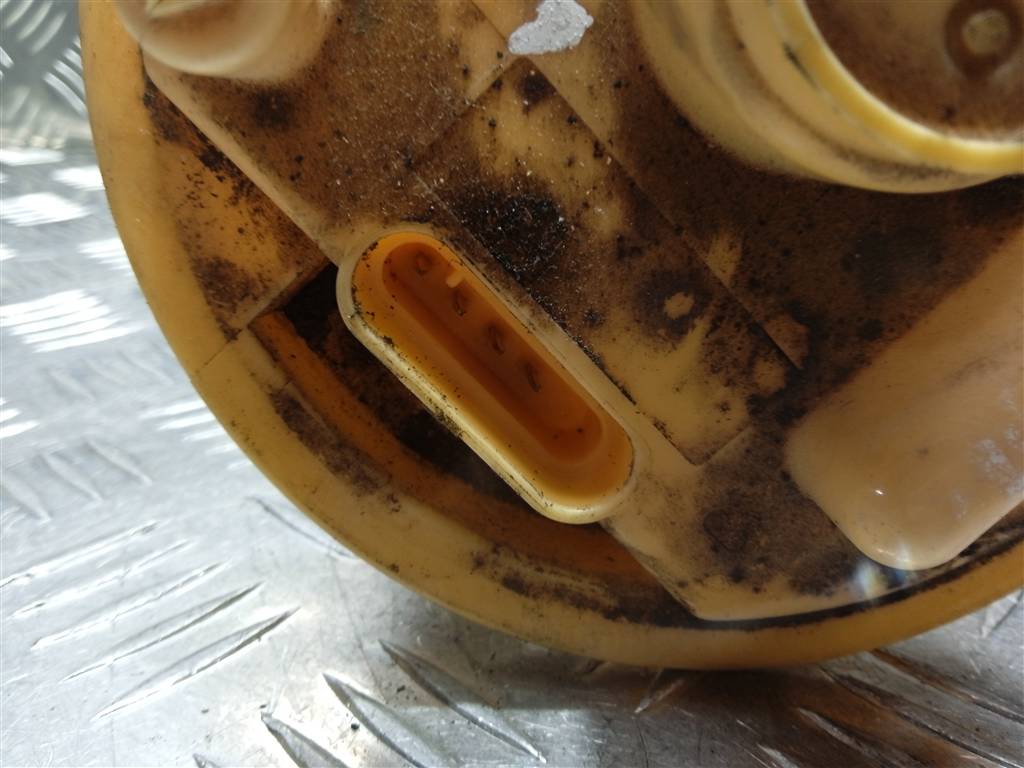 насос топливный (бензонасос) MITSUBISHI COLT  MN135000, 4770 рублей, Москва