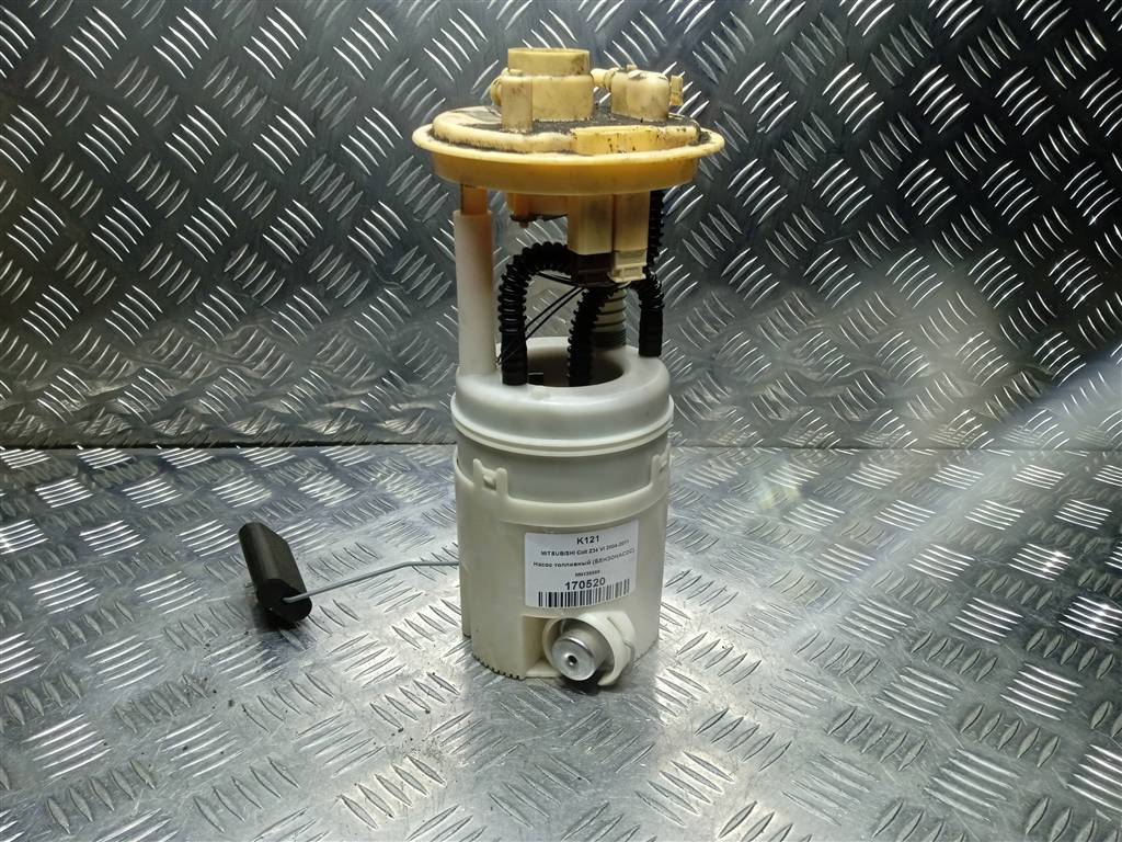насос топливный (бензонасос) MITSUBISHI COLT  MN135000, 4770 рублей, Москва