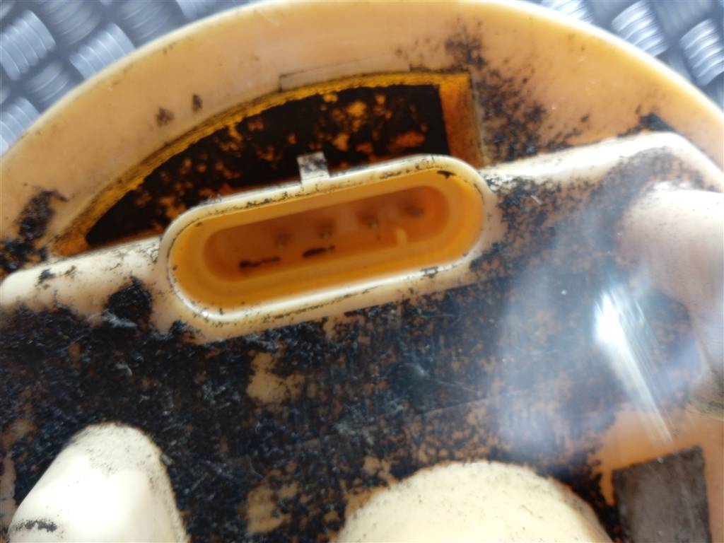 насос топливный (бензонасос) MITSUBISHI COLT  MN135000, 4770 рублей, Москва