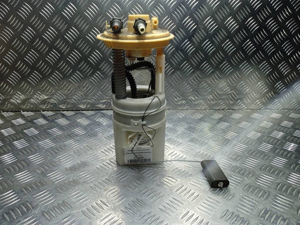 насос топливный (бензонасос) MITSUBISHI COLT  MN135000, 4770 рублей, Москва