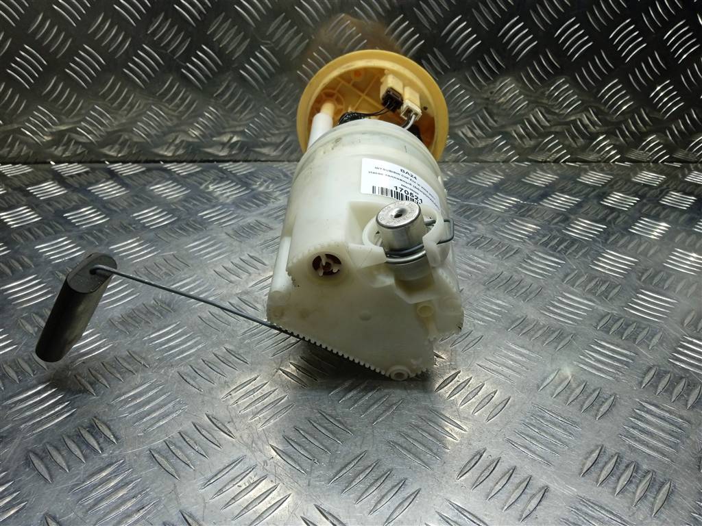 насос топливный (бензонасос) MITSUBISHI COLT  MN135000, 4770 рублей, Москва