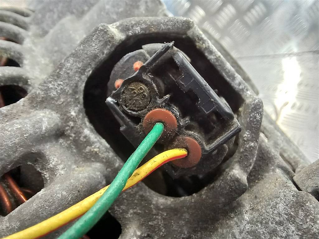 генератор MAZDA 6  RF8G18300A, 5580 рублей, Москва