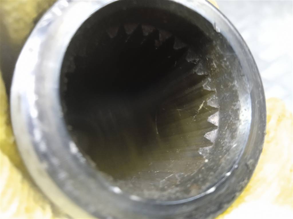 вал карданный SUZUKI Grand Vitara 2.0 4WD MT (140 л.с.)Grand Vitara  II (2005—2008) Внедорожник 2710266J11, 2130 рублей, Москва