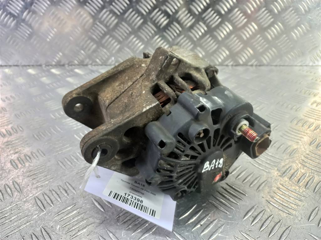 генератор Hyundai TUCSON 2.0 MT (140 л.с.)Tucson  I (2004—2011) Внедорожник 3730022650, 9600 рублей, Москва