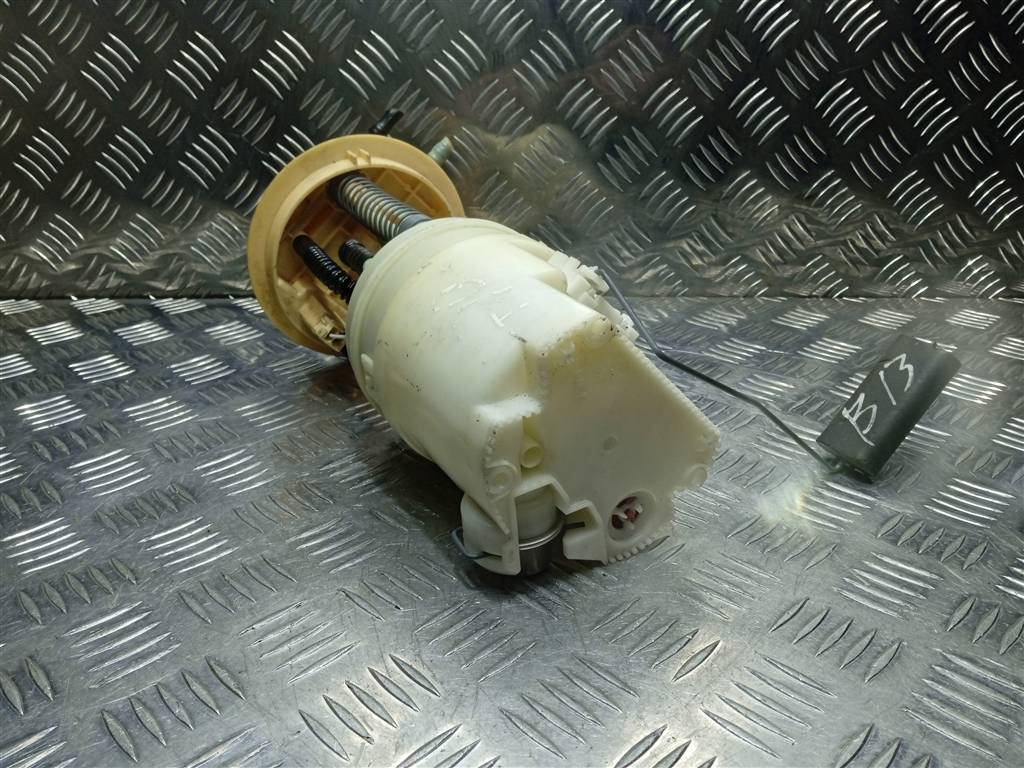 насос топливный (бензонасос) MITSUBISHI COLT  MN135000, 4770 рублей, Москва