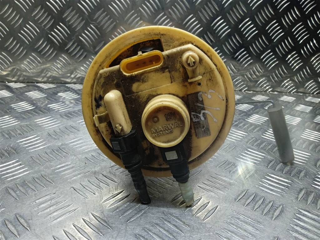 насос топливный (бензонасос) MITSUBISHI COLT  MN135000, 4770 рублей, Москва