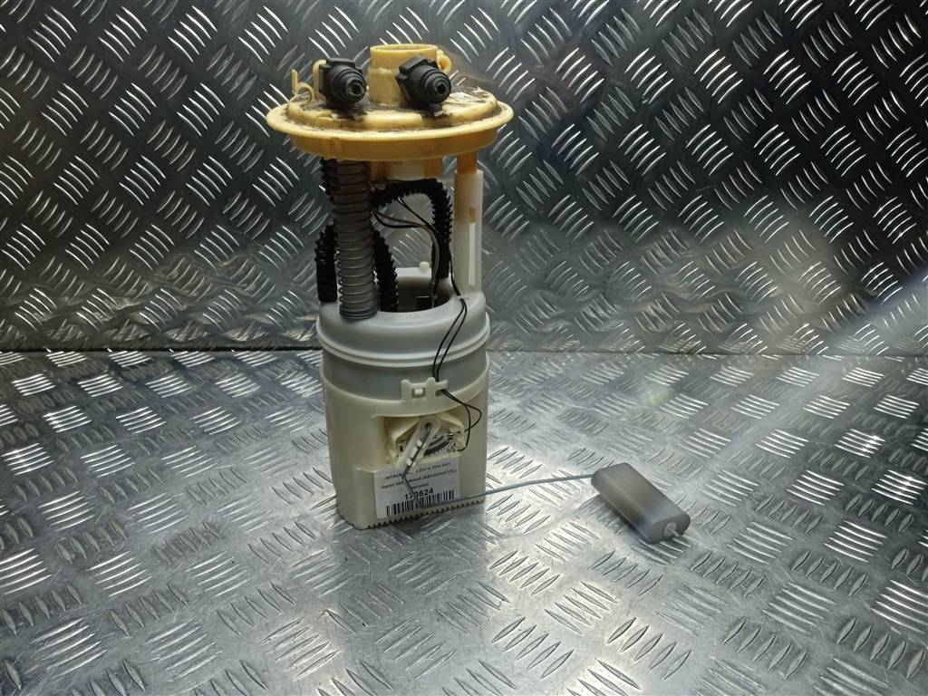 насос топливный (бензонасос) MITSUBISHI COLT  MN135000, 4770 рублей, Москва