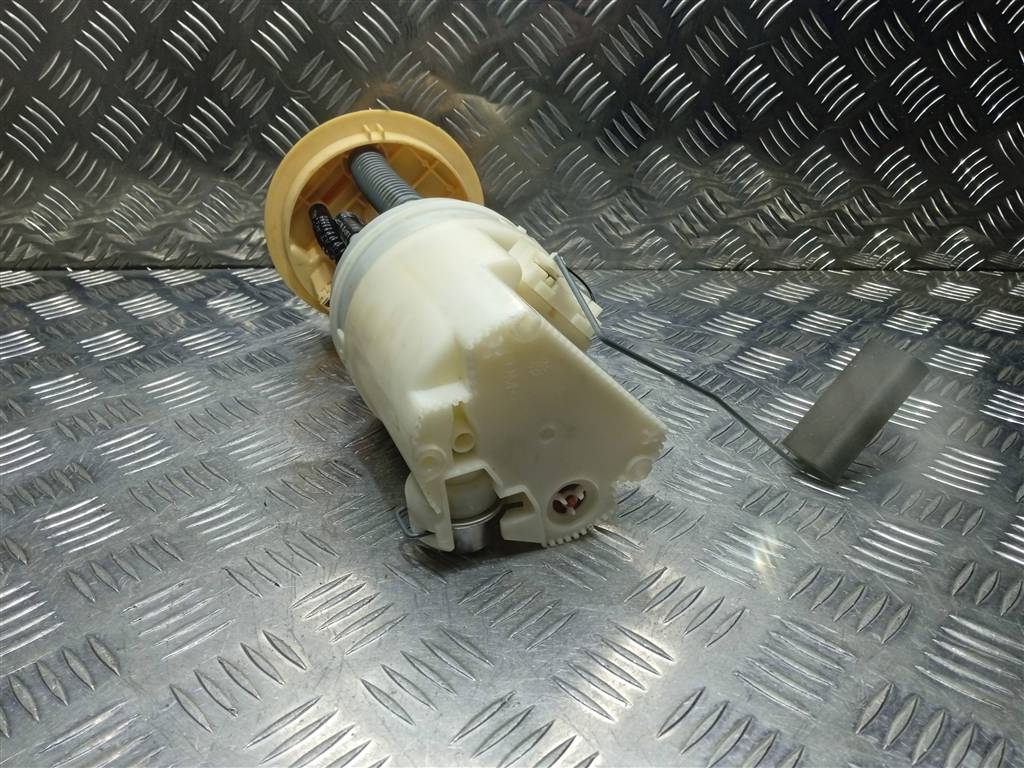 насос топливный (бензонасос) MITSUBISHI COLT  MN135000, 4770 рублей, Москва